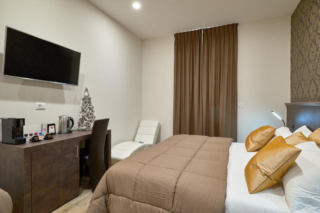 Ricaroka Hotel Albenga Zewnętrze zdjęcie