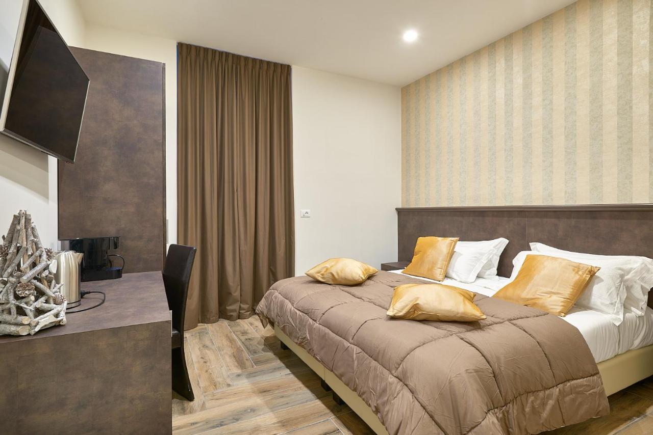 Ricaroka Hotel Albenga Zewnętrze zdjęcie