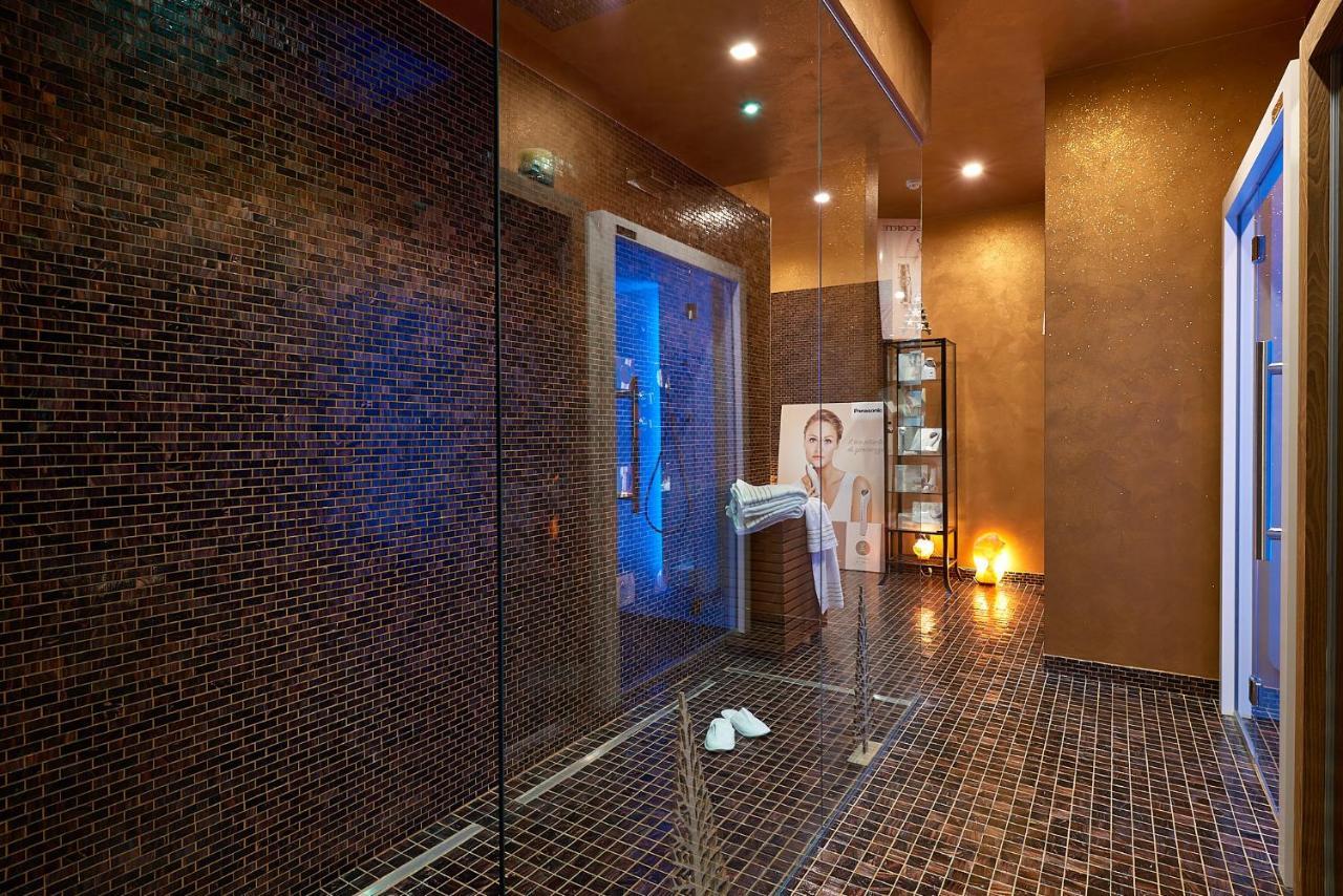 Ricaroka Hotel Albenga Zewnętrze zdjęcie