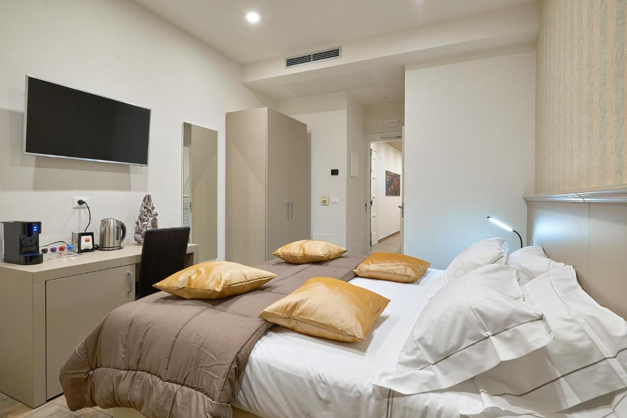 Ricaroka Hotel Albenga Zewnętrze zdjęcie