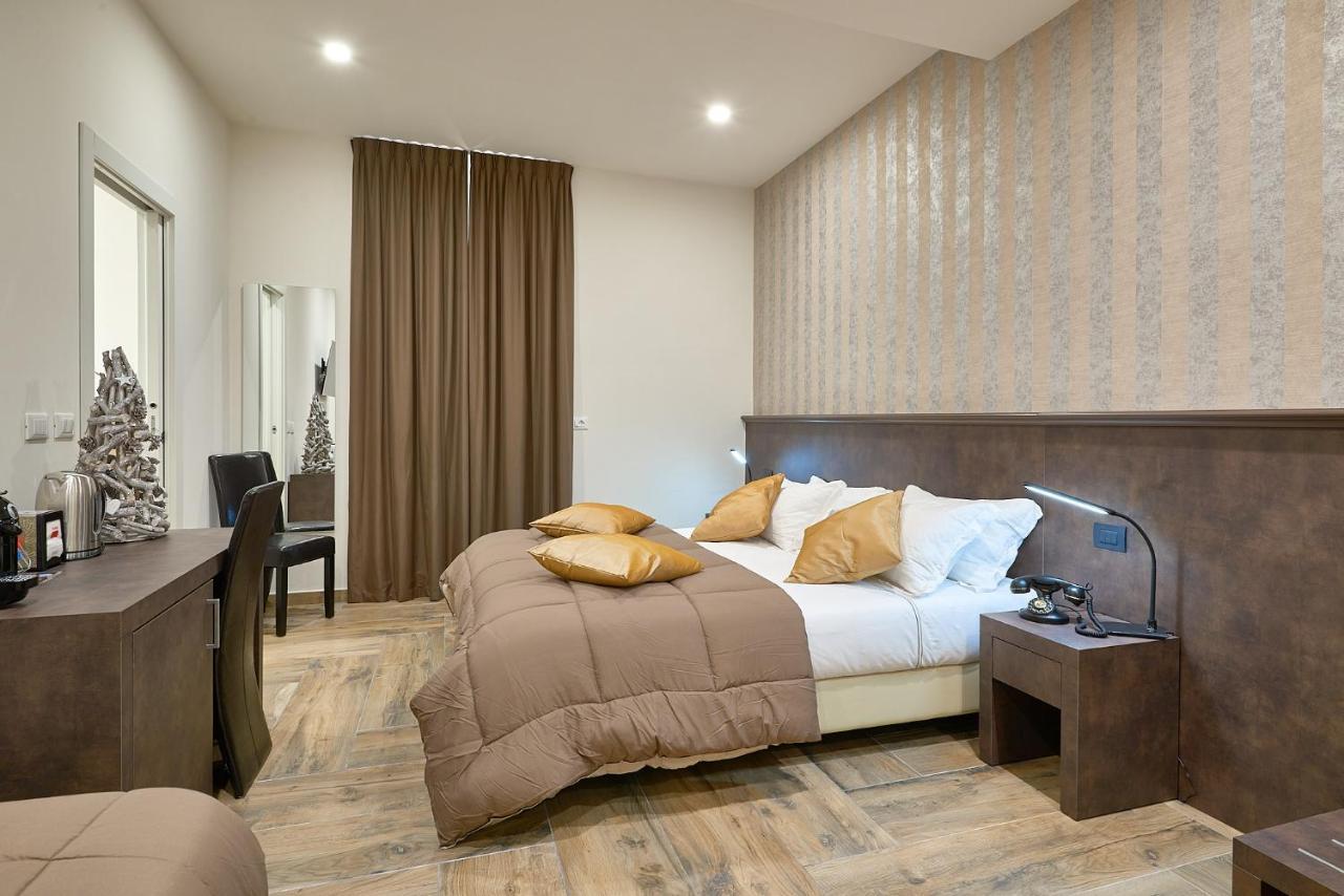 Ricaroka Hotel Albenga Zewnętrze zdjęcie